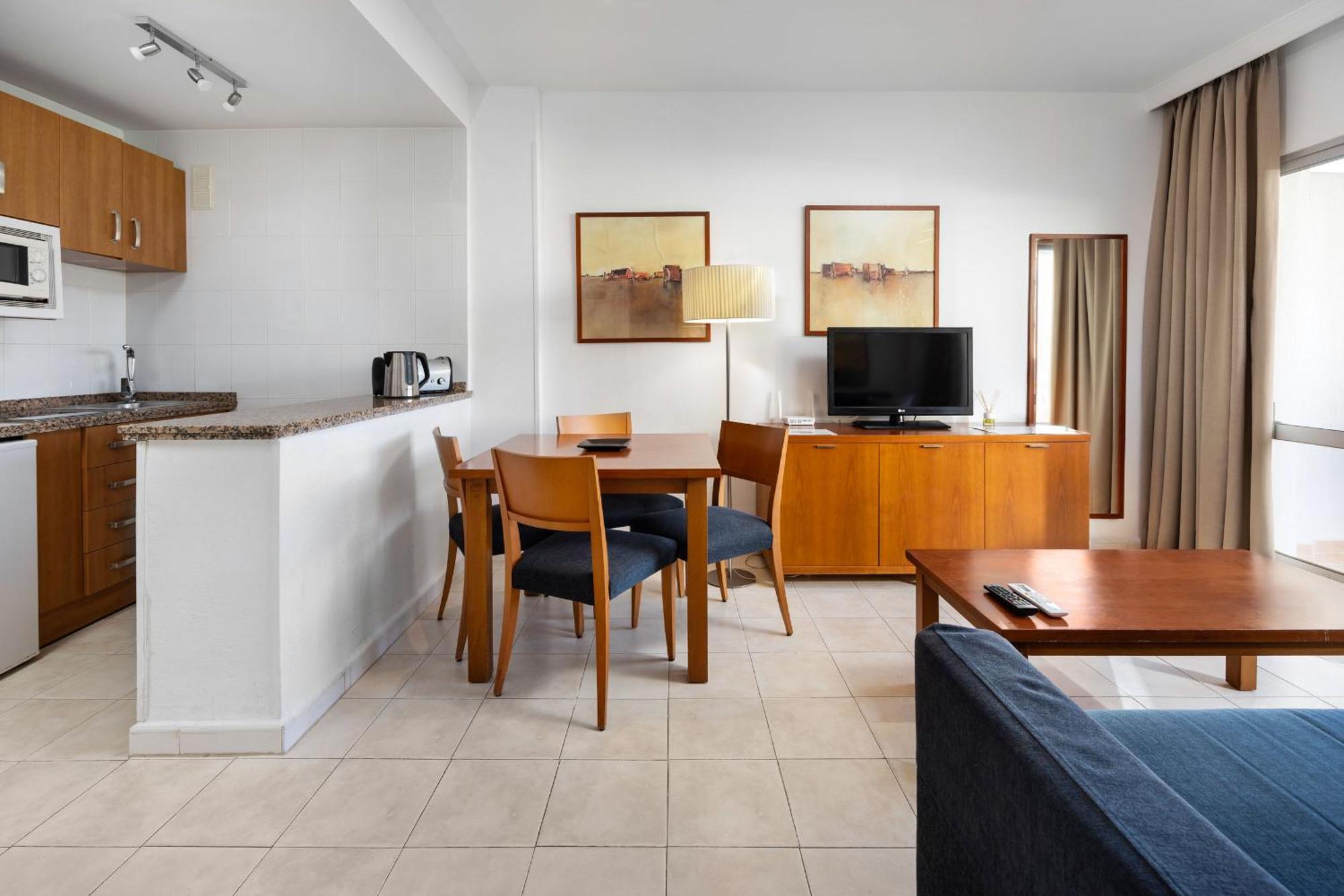 Benalbeach Apartments By Alfresco Stays Benalmádena Exteriör bild