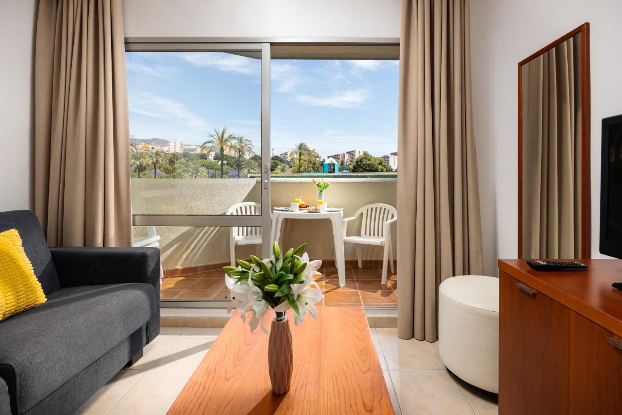Benalbeach Apartments By Alfresco Stays Benalmádena Exteriör bild